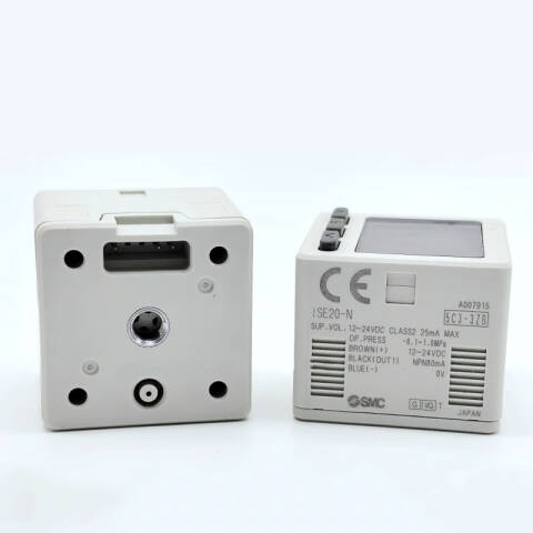 SMC 电子式压力开关 ZSE20-N-C6L-LA2