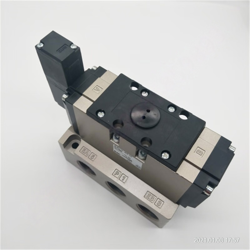 SMC 五通电磁阀 VFS5110-4DB-06
