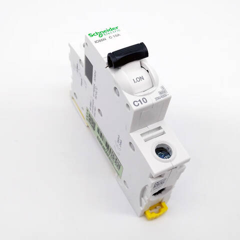 SCHNEIDER/施耐德电气 微型断路器 IC65N4PC32A   A9F18432