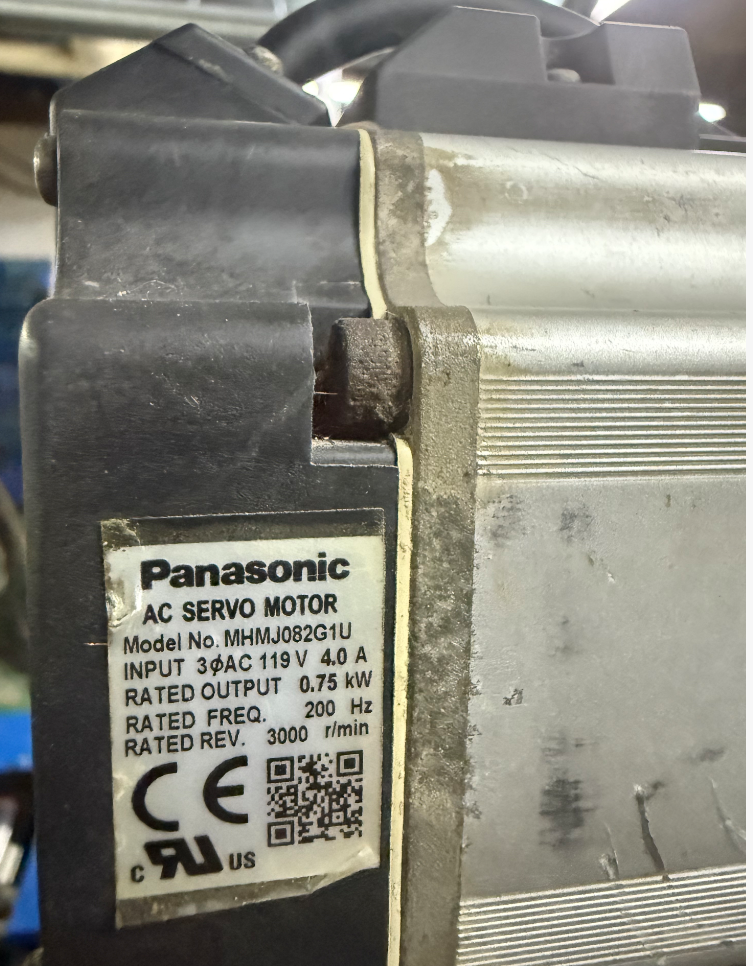 松下 伺服电机 MHM082G1U+3.5米电源线+3.5米编码器线