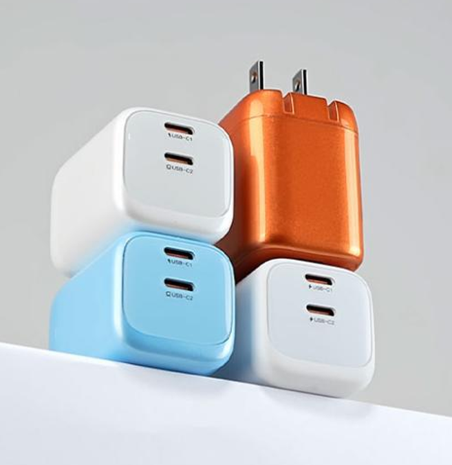 WiWU 小立方45W 2C PD快充旅行适配器套装 太空蓝